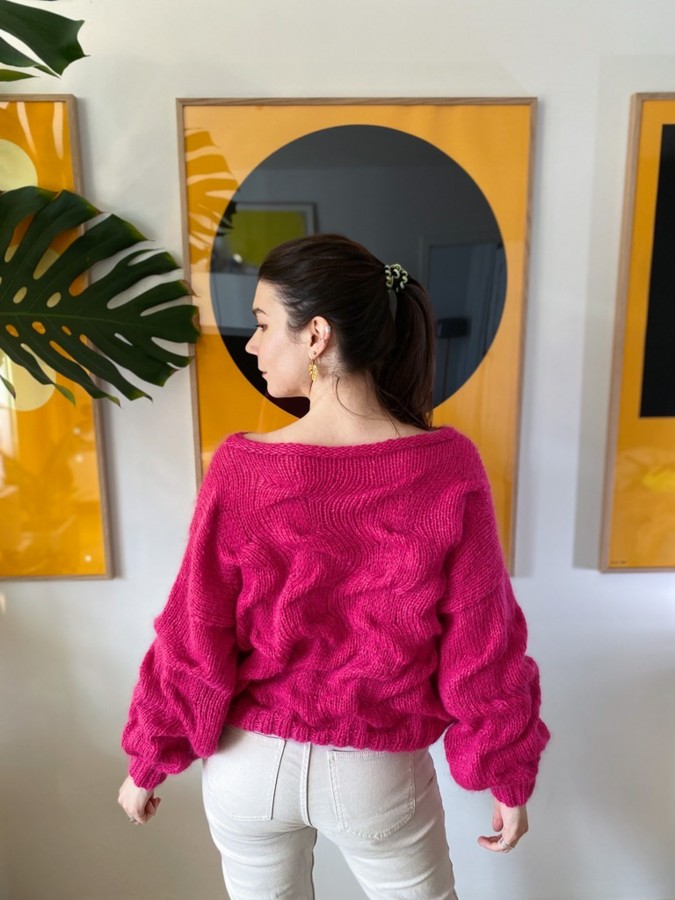 Fuchsia Waves - Sweater