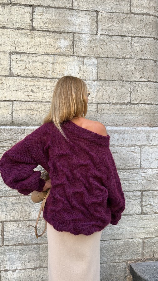 Bordeaux Waves - Sweater 