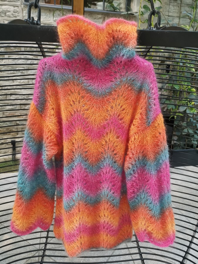 Berry Mandala - Sweater Berry Mandala - Sweater